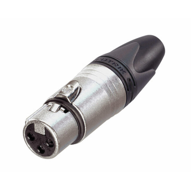 XLR 3P Connector - female - Neutrik XX (Con carcasa de metal negro con contactos plateados) NC3FXX